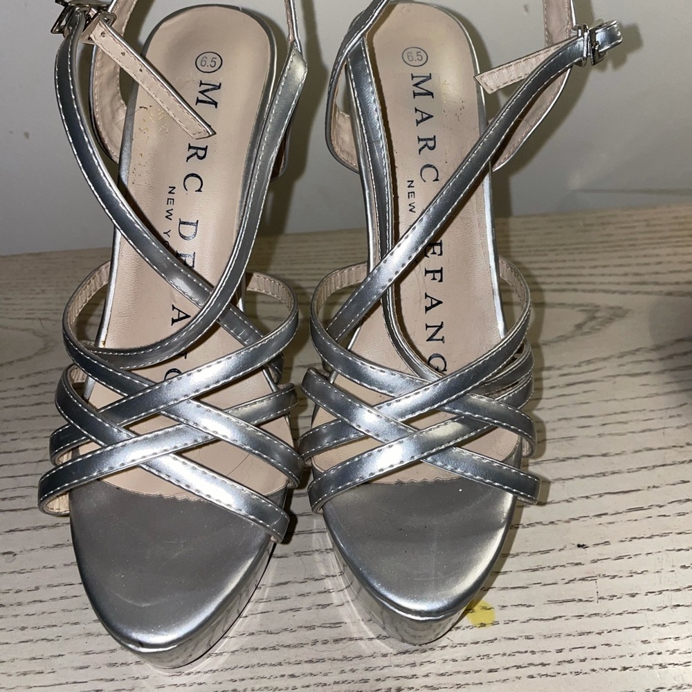 Tippy top heels